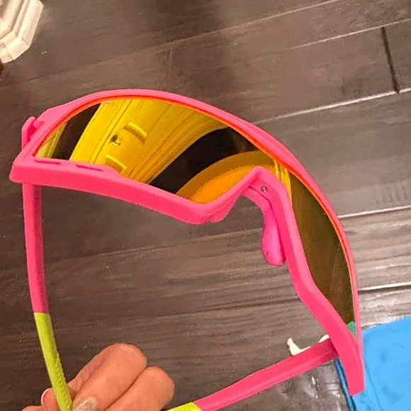 Knockaround Sunglasses Campeones Polarized Pink Orange Red Lenses - Picture 7 of 8